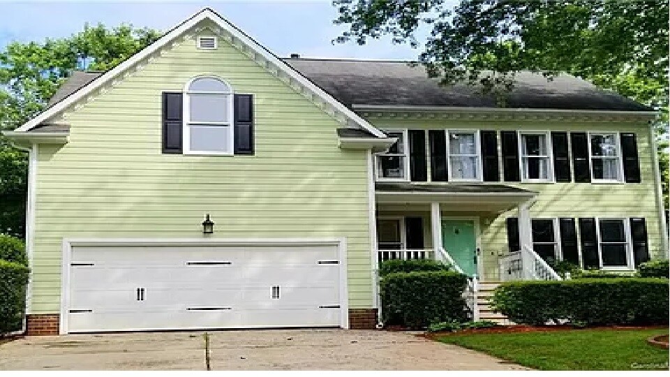 9505 Saddle Run Trl, Charlotte, NC 28269 House Rental in Charlotte