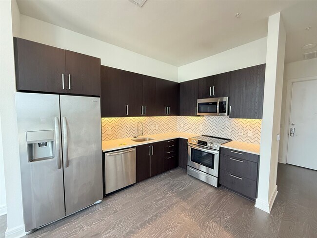 Foto del edificio - 3300 Main St