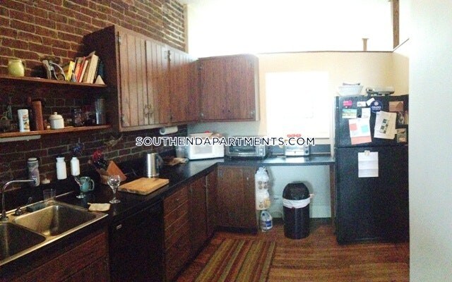 Primary Photo - 563 Massachusetts Ave
