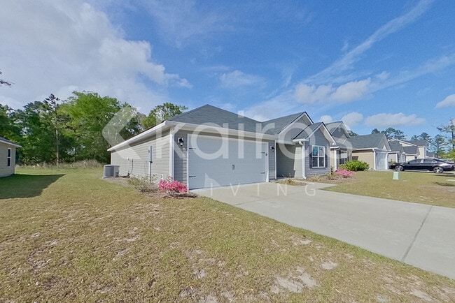 Building Photo - 15 Carrollton Dr