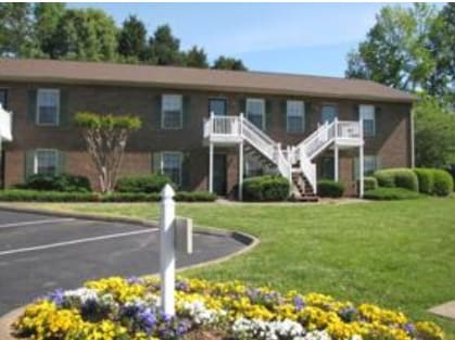 Building Photo - Foxcreek Apartments