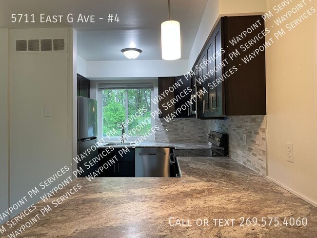 Building Photo - 5711 E G Ave