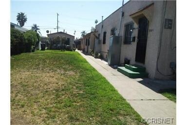 Primary Photo - 908 W 83rd St