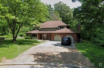 Building Photo - 47 Nottingham Ln