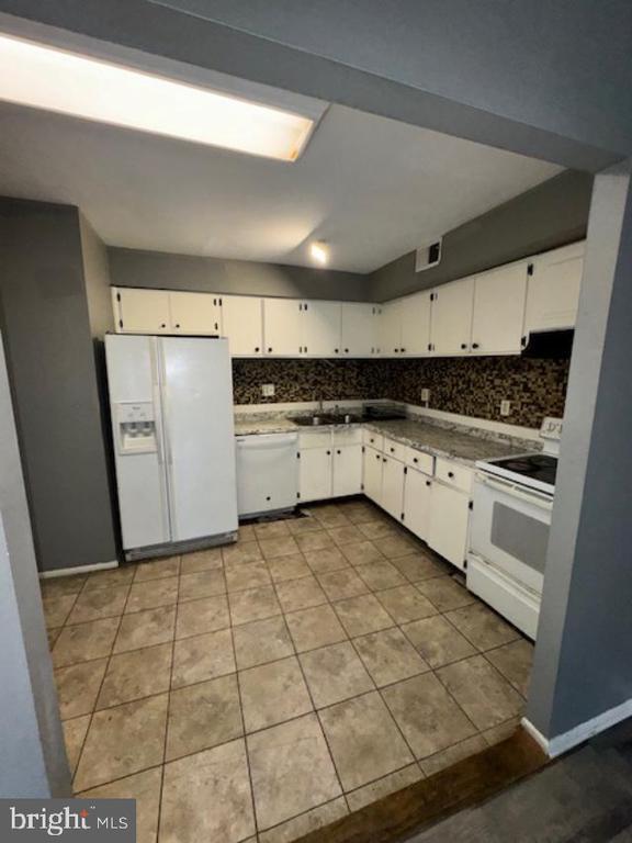 Foto del edificio - 203 Andrew Rd