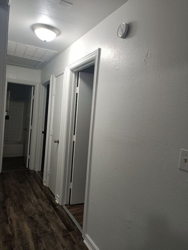 Foto del edificio - 5016 Drexel Ave