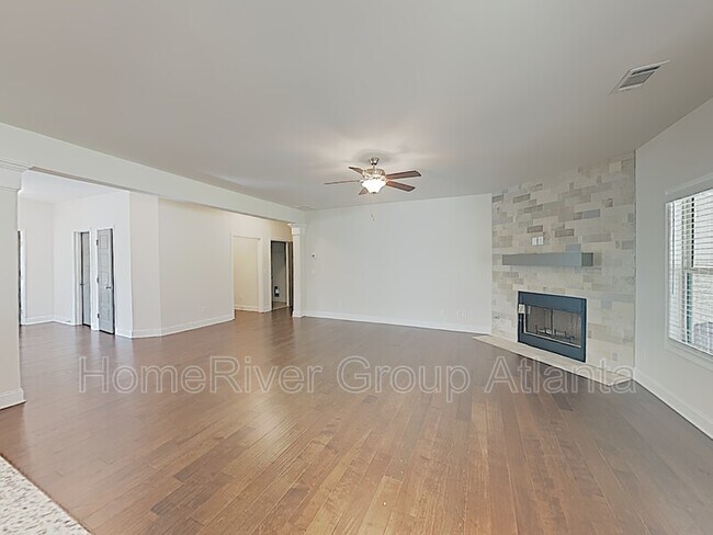 Building Photo - 1060 Victoria Walk Ln