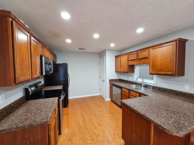 Foto del edificio - 634 Buck Cherry Way