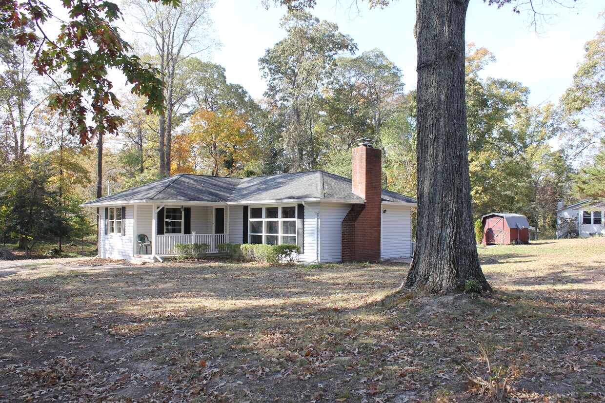 Primary Photo - 23005 Town Creek Dr
