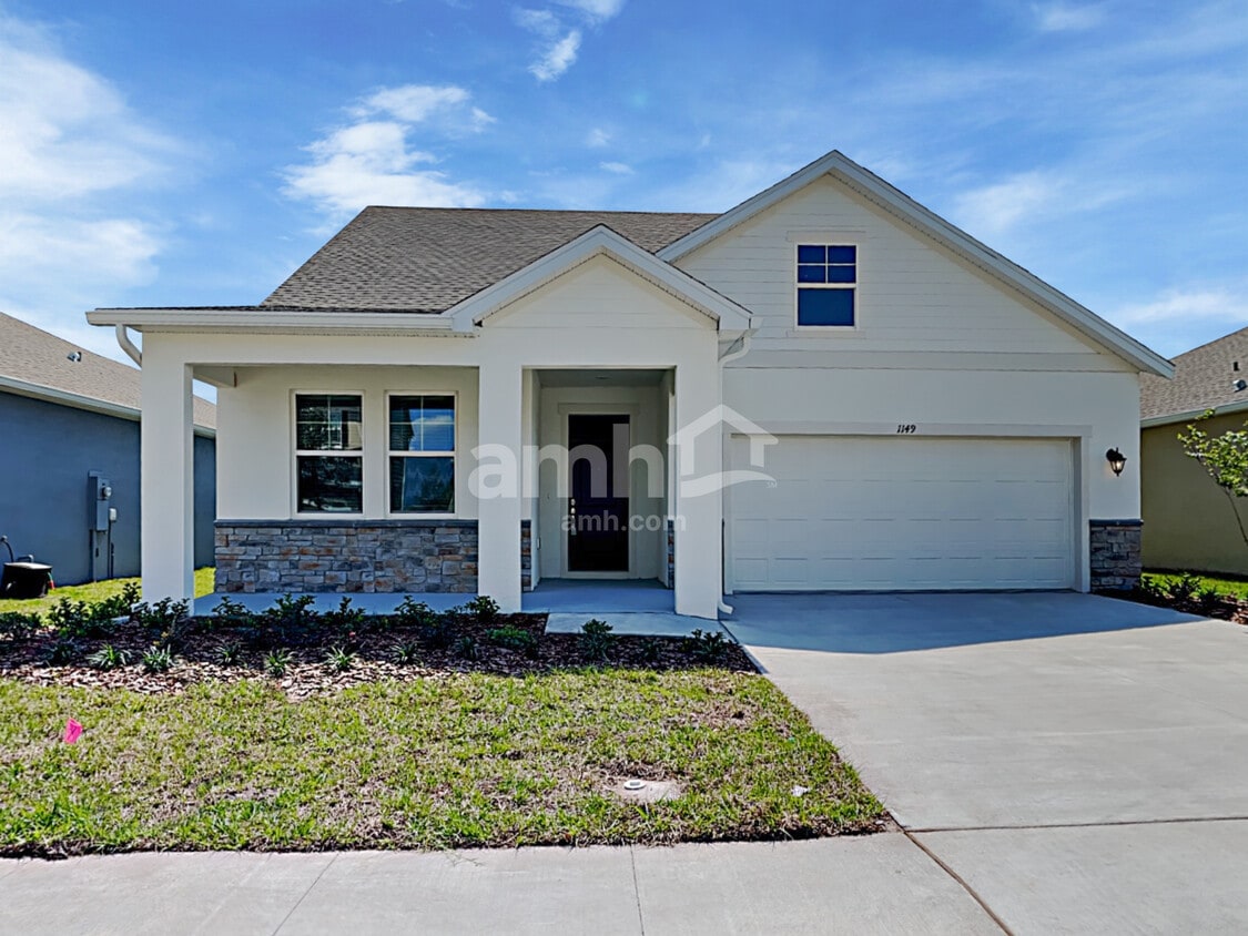 Primary Photo - 1149 Sky Lks Dr