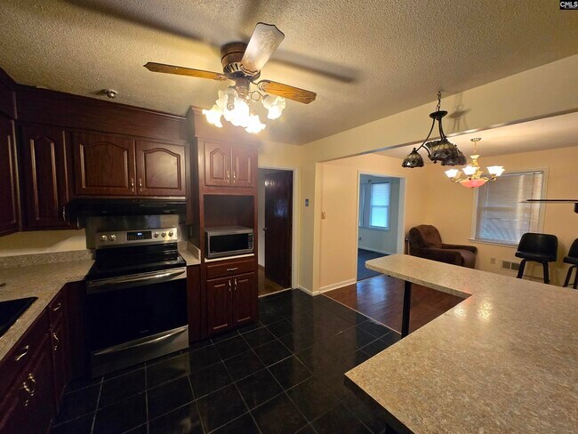 Building Photo - 1707 Teakwood Ln