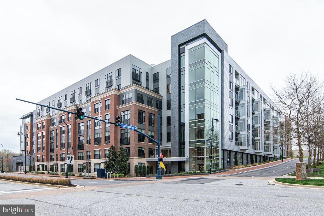 145 Riverhaven Dr Unit 124, Oxon Hill, MD 20745 Room for Rent in Oxon