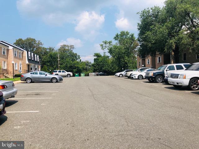 Foto principal - 7161 Cross St