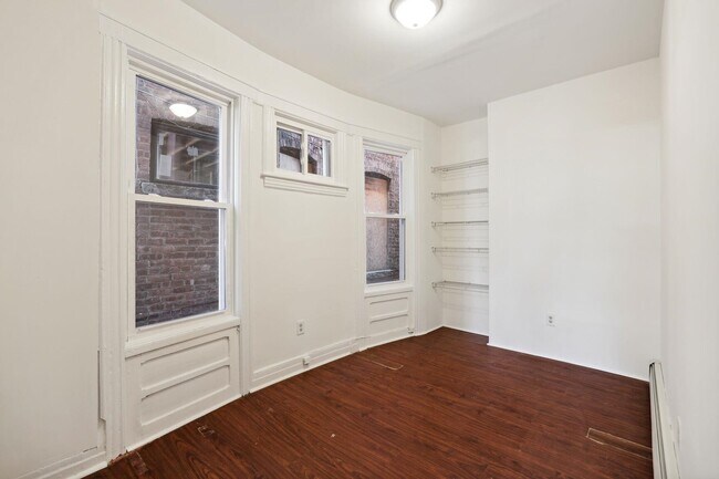 Building Photo - 163 Bidwell Ave
