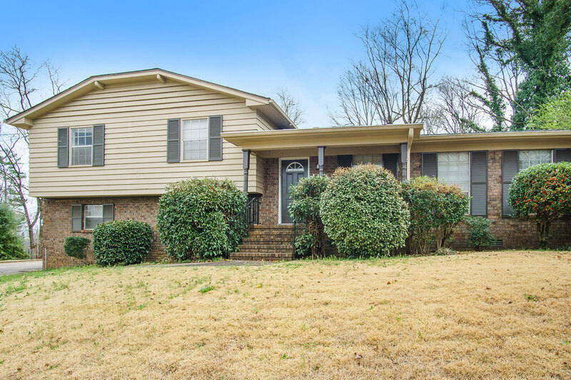 Foto principal - 209 Fair Oaks Dr