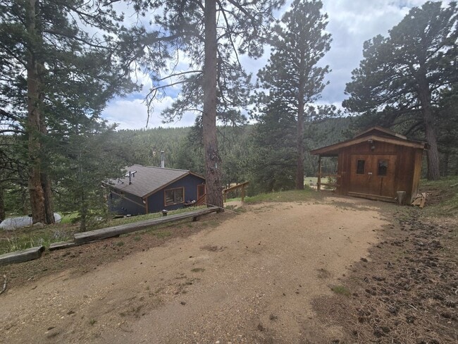 Building Photo - 229 Crestwood Ct