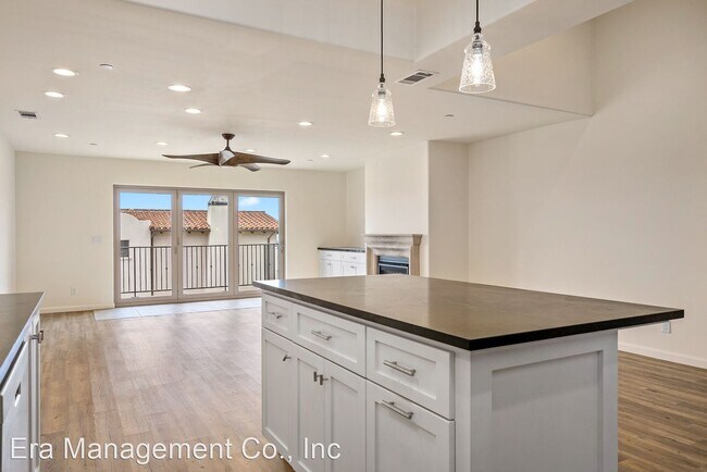 Foto del edificio - 2 br, 2.5 bath House - 103 Greve Place