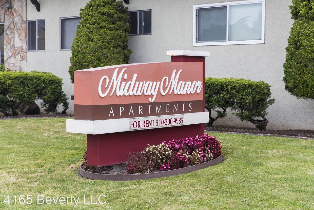 Foto principal - 1600 162nd Ave