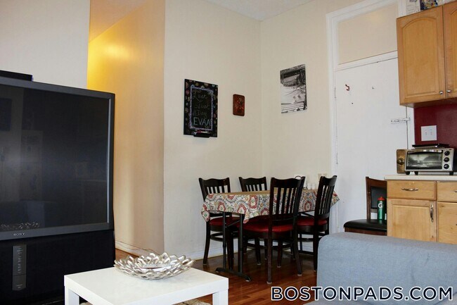 Foto del edificio - 447 Park Dr