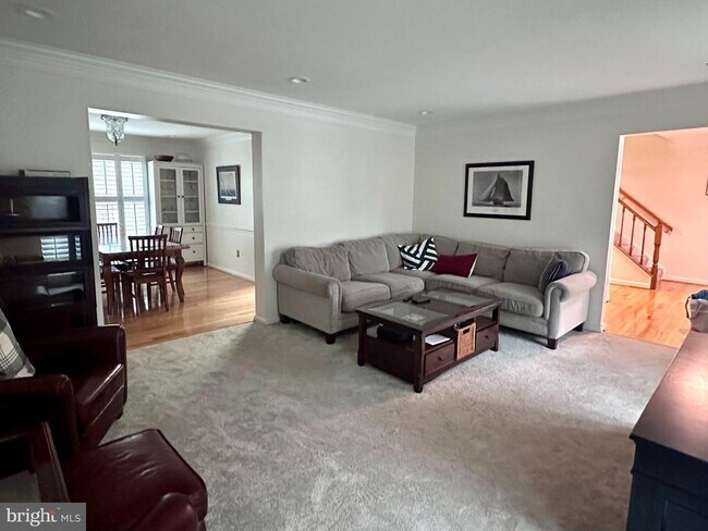 Foto del edificio - 342 Butternut Ct