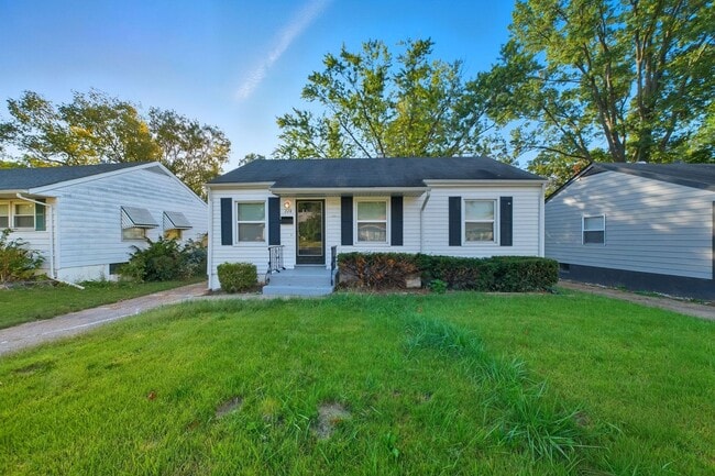 Photo - 224 Cameron Rd House