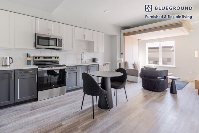 Building Photo - 2077 Haste St