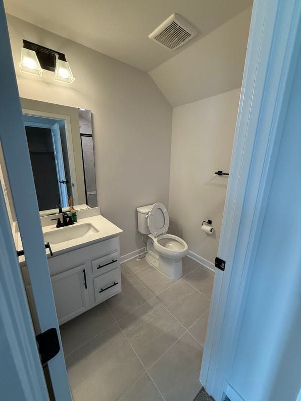 Building Photo - 46325 Mount Kellogg Ter
