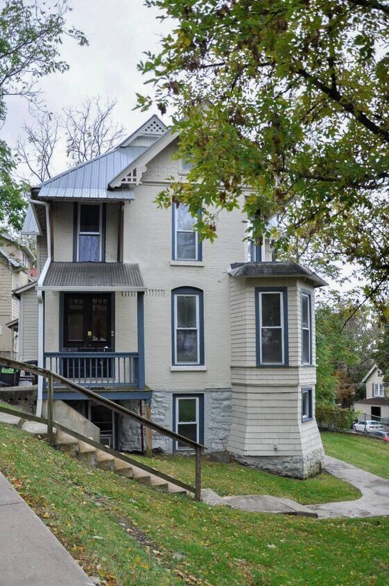 Primary Photo - 504 S Cayuga St