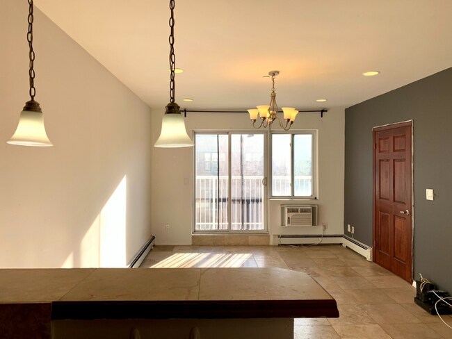 Foto del edificio - 49 E 129th St