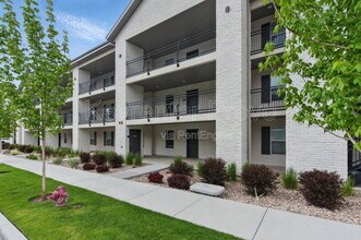 Building Photo - 64 W 600 N