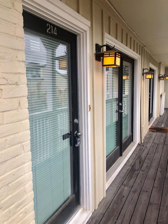 5932 Sandhurst Ln Unit 214, Dallas, TX 75206 Condo for Rent in Dallas