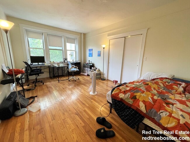 Building Photo - 20 Colborne Rd