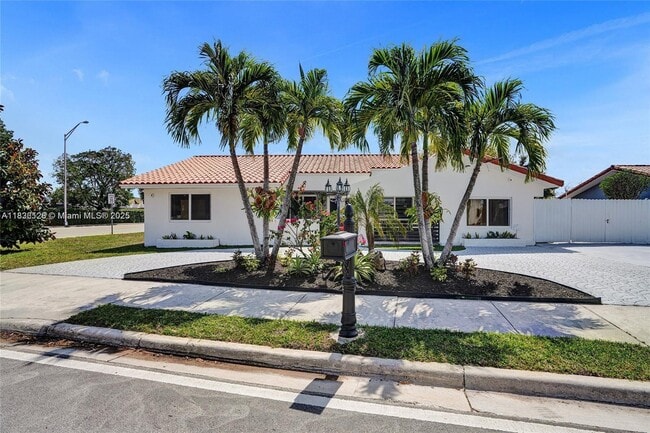 Building Photo - 13200 SW 12th St