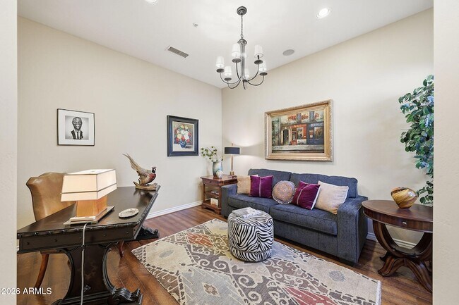 Foto del edificio - 8891 E Mountain Spring Rd