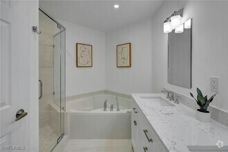 Building Photo - 2165 Arielle Dr