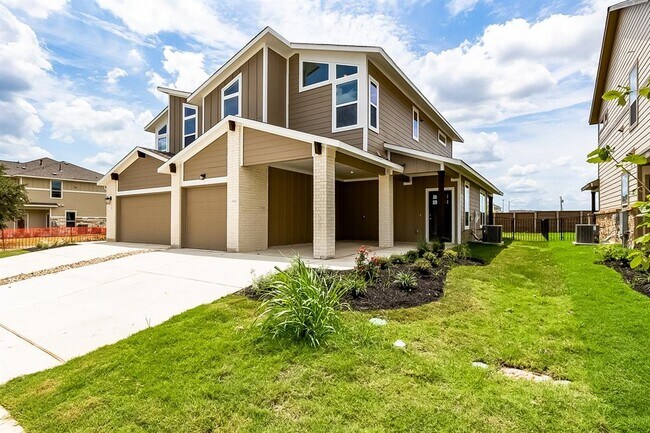 Building Photo - 20504B Haygrazer Way