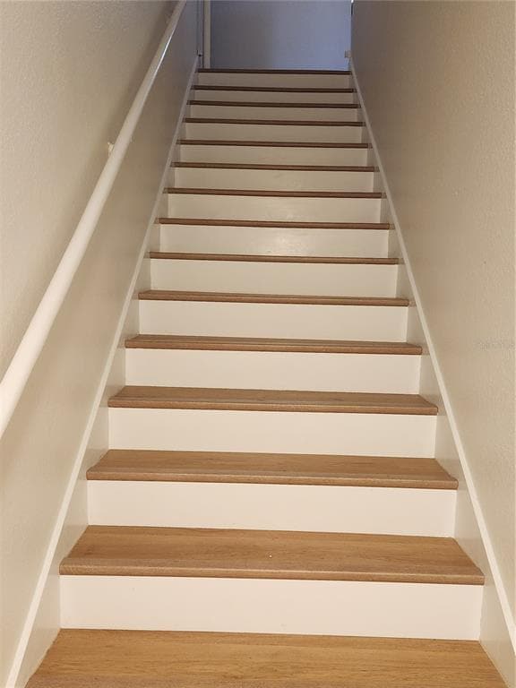 Foto del edificio - 8926 Manor Loop