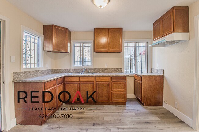 Building Photo - 7617 Main St