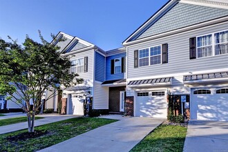 Building Photo - 107 Bicameral Ln
