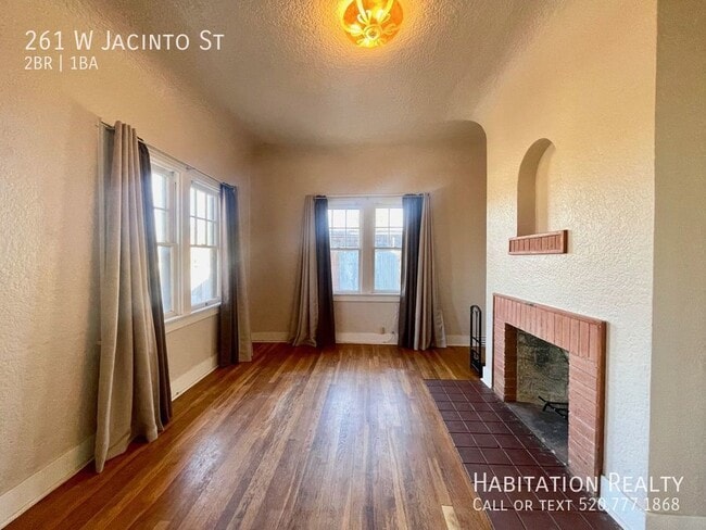 Building Photo - Historic 2Bed/1Bath Home with a Workshop i...