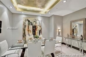 Foto del edificio - 2821 N Ocean Blvd