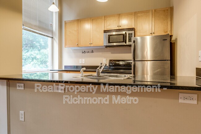 Foto del edificio - 1321 1/2 E. Main St.