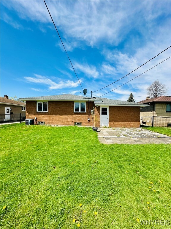 Building Photo - 91 Ceil Dr