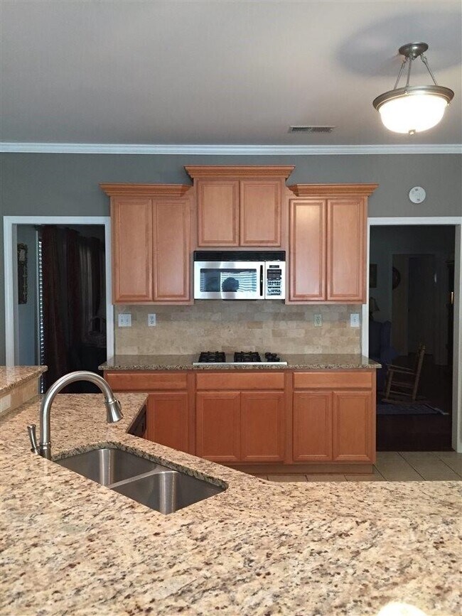 Foto del edificio - 8914 Carriage Creek Rd