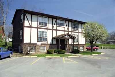 Primary Photo - Lewis and Clark Apartments