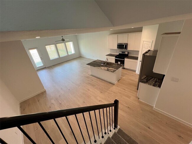 Building Photo - 1658 Westway Dr