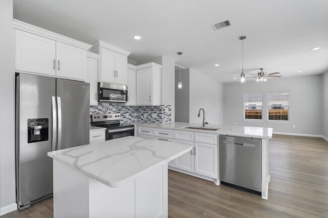 Foto del edificio - 19218 Akin Dr