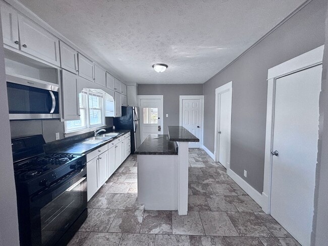 Photo - 4406 S 38th St House