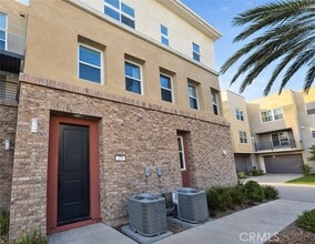 Building Photo - 259 Steely