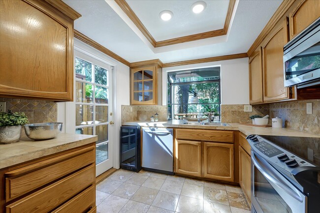 Foto del edificio - 1150 Pine St